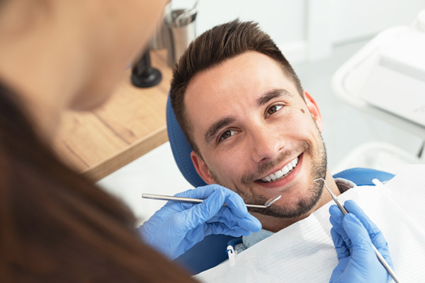 Advantages Of Dental Bonding