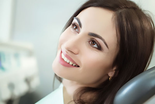 Brightening Your Smile With Teeth Whitening Trays From Your Dentist