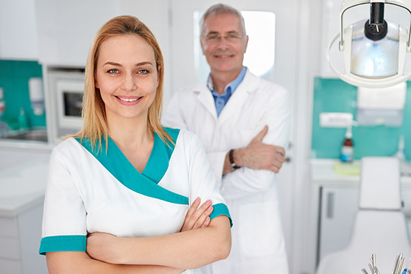 Dental Bonding Vs  Veneers: Which Is Right For You?