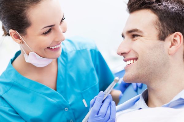 What Can An Emergency Dentist Do For You?