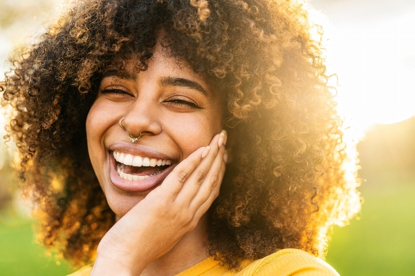 Professional Teeth Whitening From A Cosmetic Dentist Vs  In Store Options